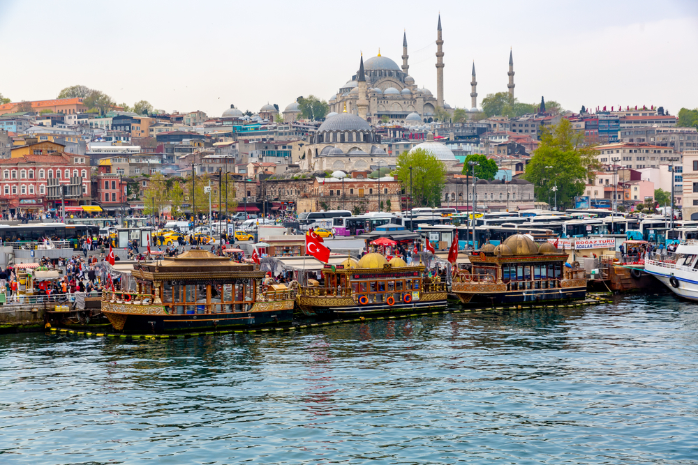 Tour privado de 8 días por Estambul Capadocia Konya Pamukkale y