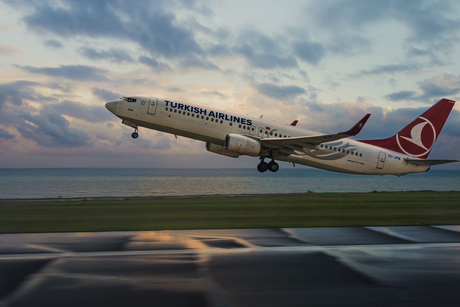 Istanbul Airport Transfer and Cappadocia Flight