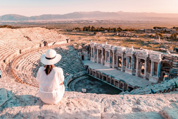 Private Pamukkale Day Trip from Istanbul by Plane